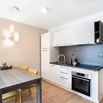 Capraria Appartments In Historic Center, With Private Parking Apartman
