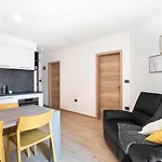 Capraria Appartments In Historic Center, With Private Parking Apartman