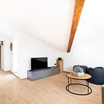 Apartman Capraria Appartments In Historic Center, With Private Parking