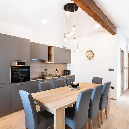 Apartmán Capraria Appartments In Historic Center, With Private Parking Koper