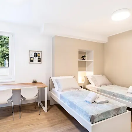 아파트 Capraria Appartments In Historic Center, With Private Parking