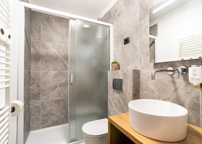 アパート Capraria Appartments In Historic Center, With Private Parking