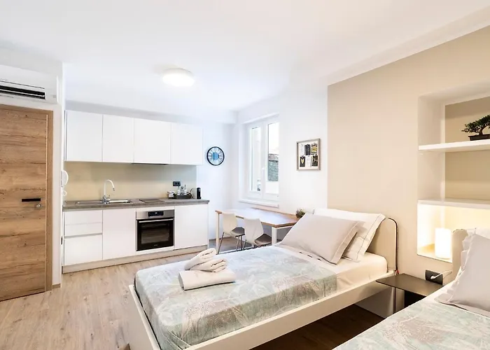 アパート Capraria Appartments In Historic Center, With Private Parking コペル