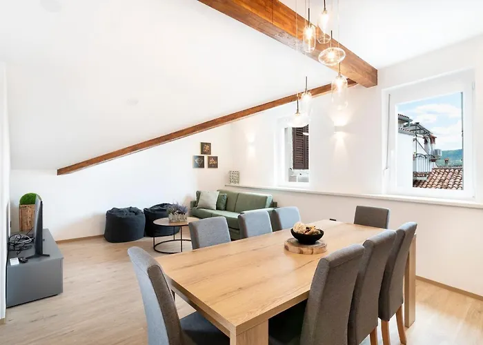 Capraria Appartments In Historic Center, With Private Parking