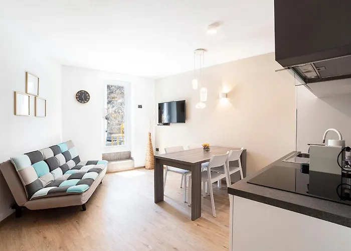 アパート Capraria Appartments In Historic Center, With Private Parking コペル